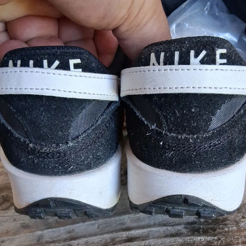 Nike Black and White Women's Sneakers
